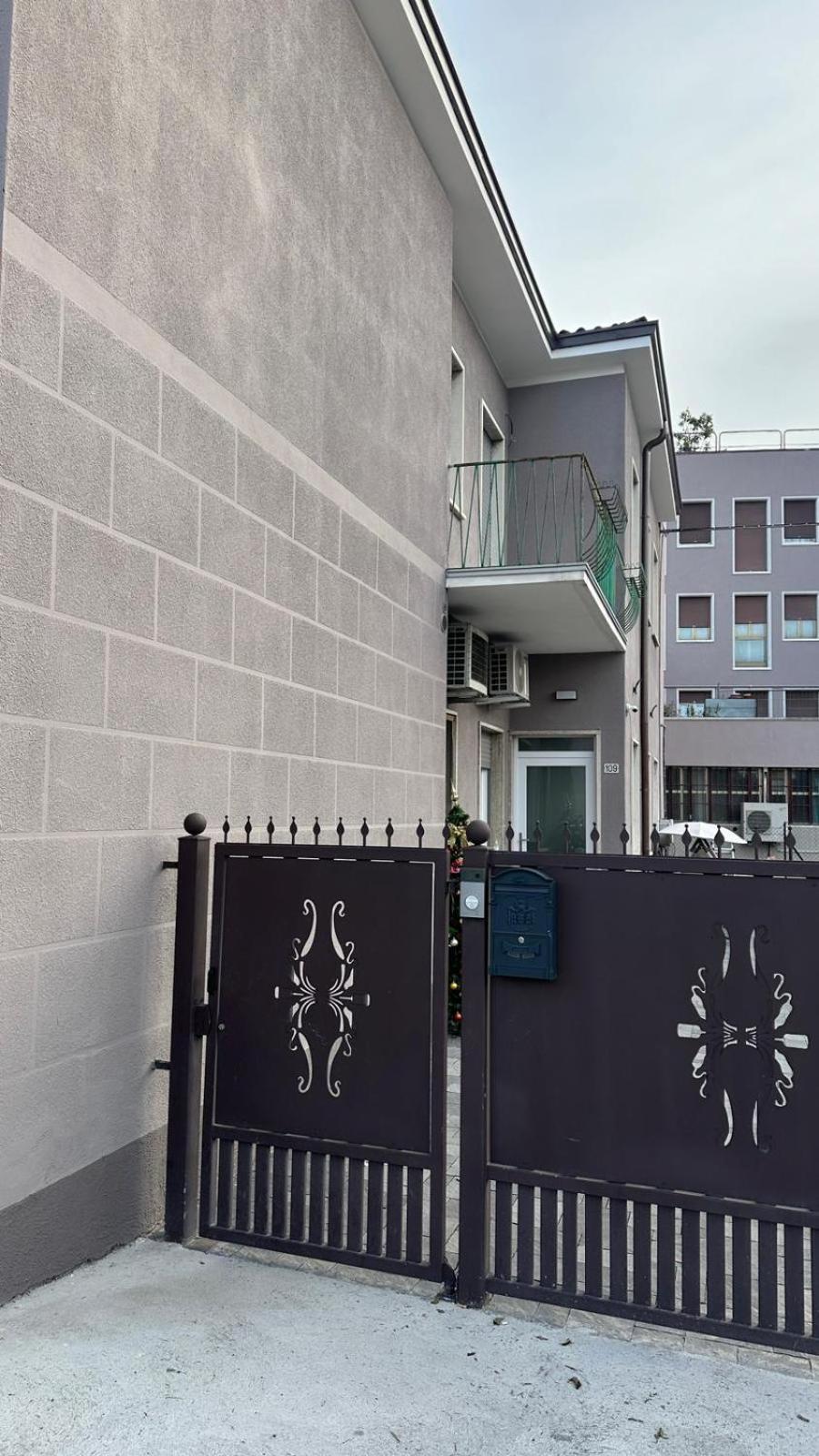 Casa Di Zina Apartment Verona Exterior photo